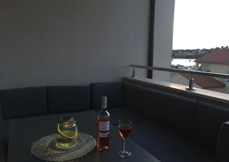 Jabuka Apartman Banjole